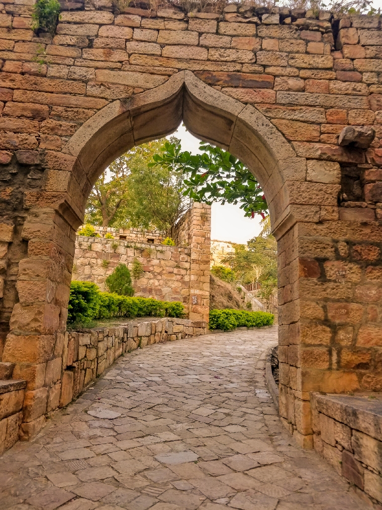 The unexplored Saundatti Fort