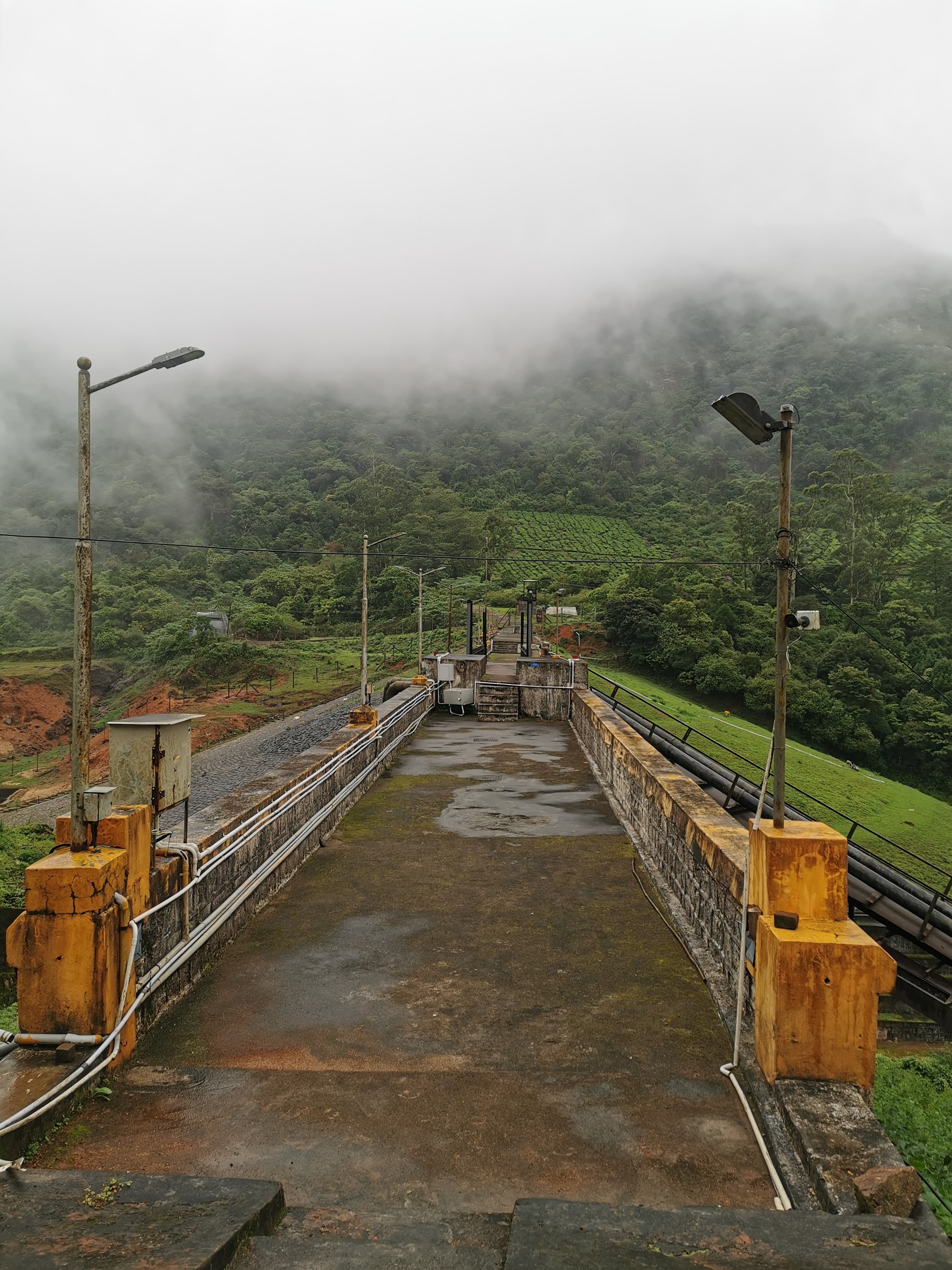 highway dam