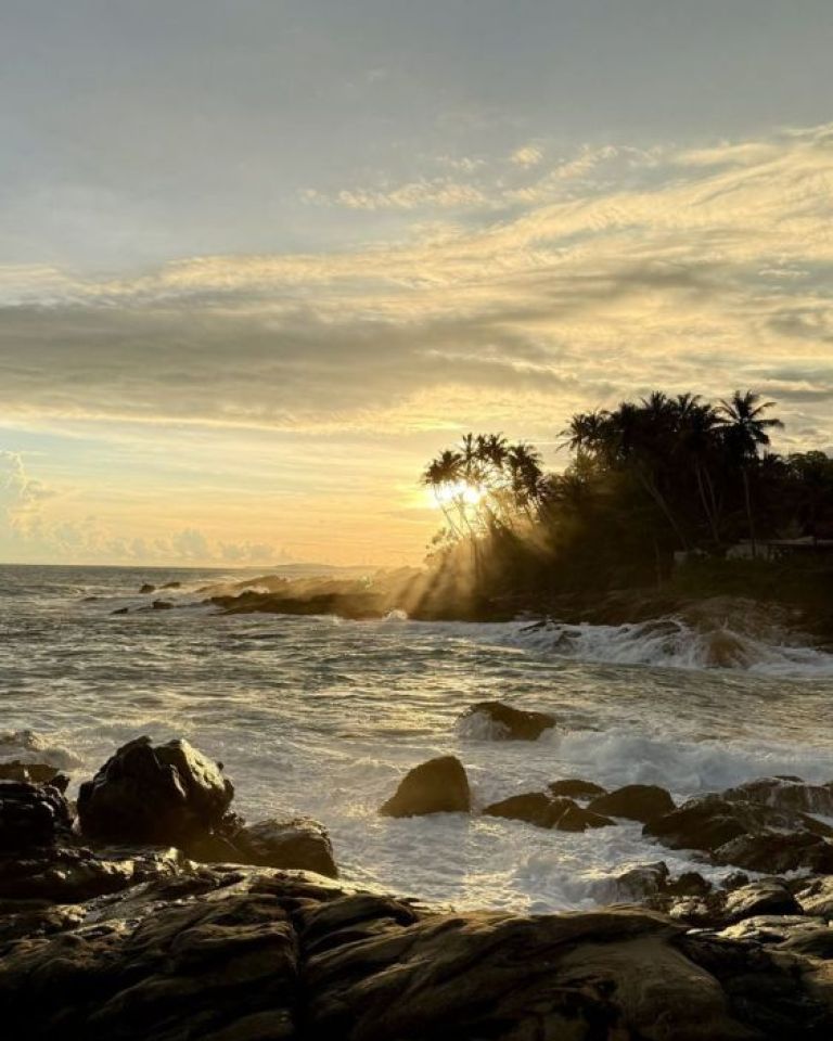 🇱🇰 Slow Coast, High Hills: 9 Days Solo Backpacking in Sri Lanka